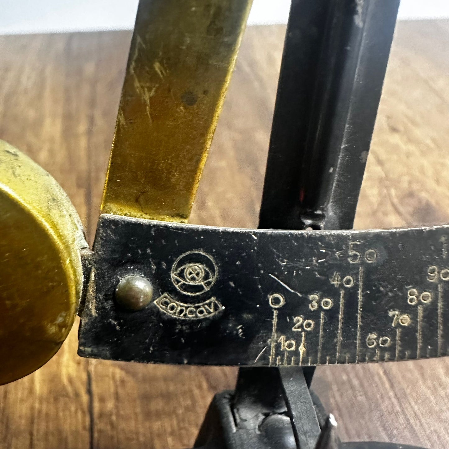 Antika Hassas Terazi